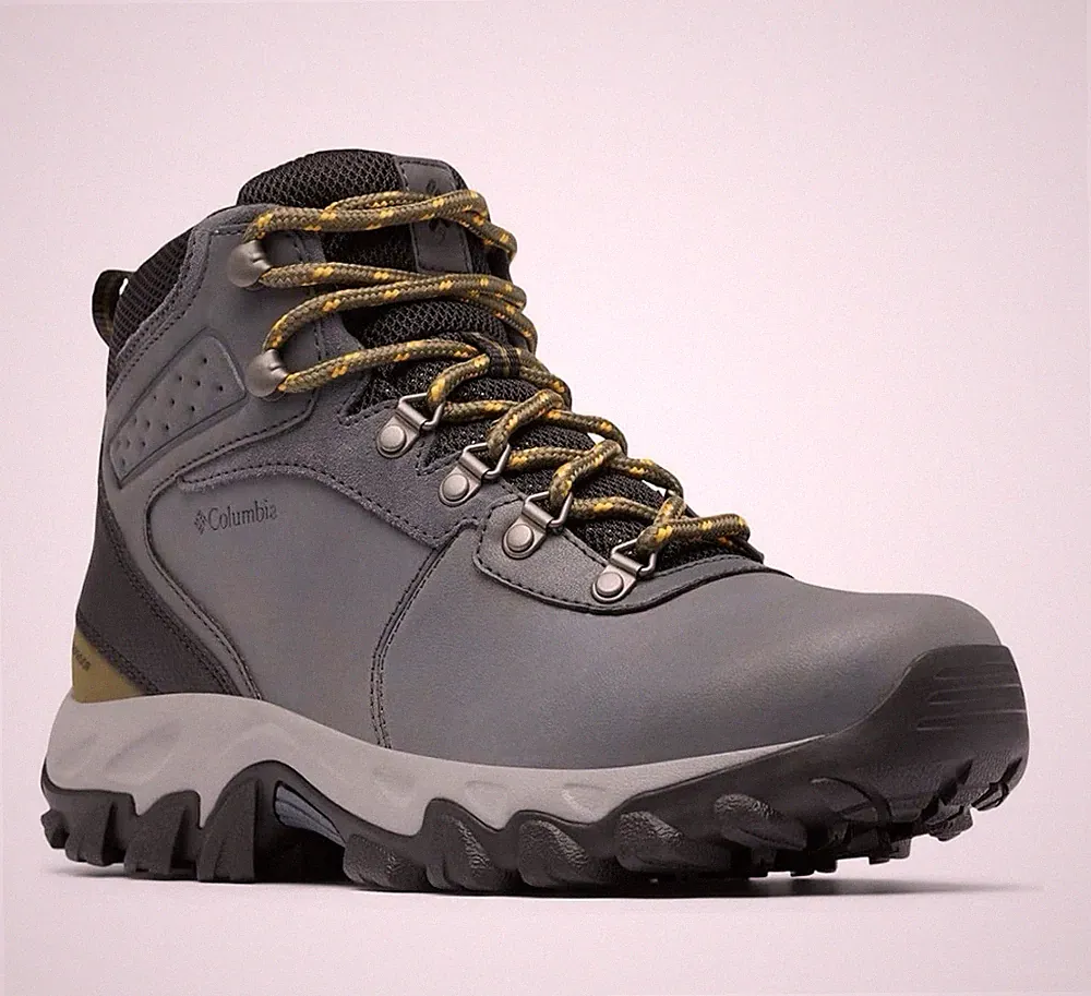 16 Casual Hiking Boot