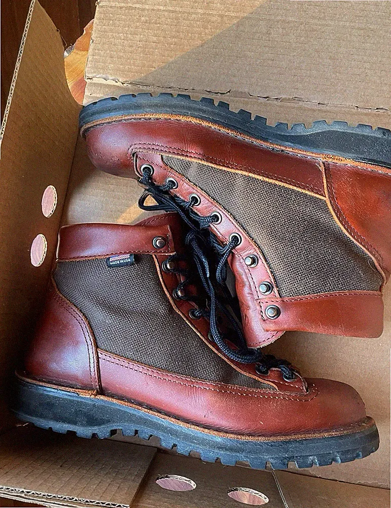 7 Casual Hiking Boot