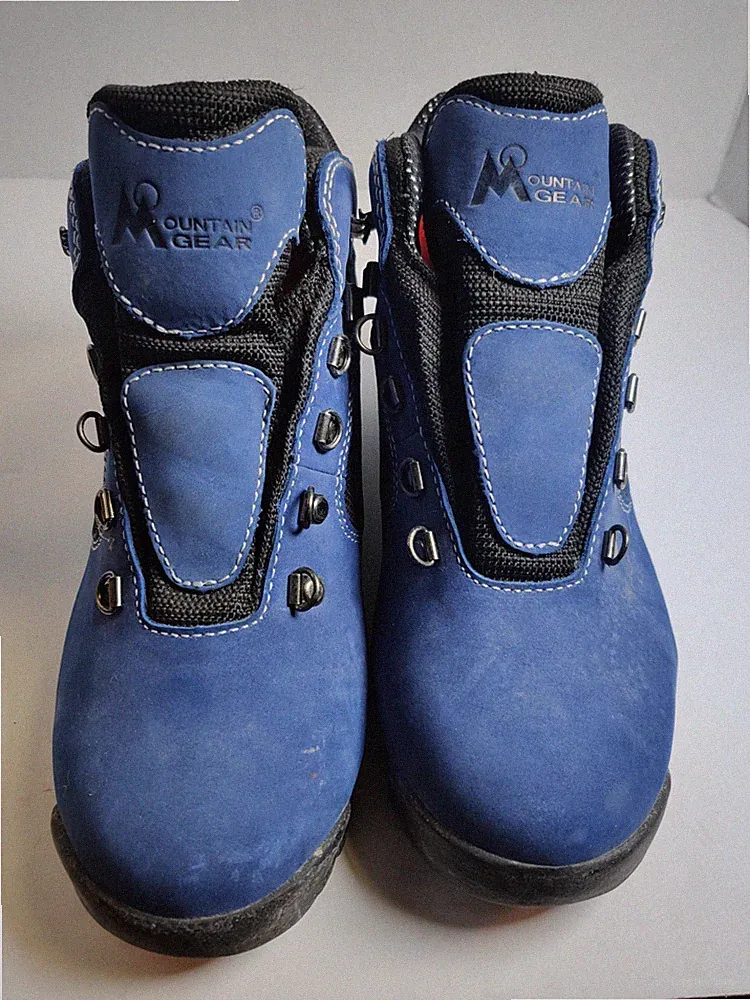Mountain Gear Hiking Boots Men's Size 8.5 Black/Royal Blue Viper Lace Up